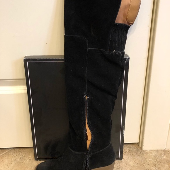 Cupid over the knee black boots. Super comfy - Picture 5 of 6